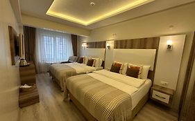 Line Suite Hotel